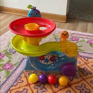 Playskool ball popper toy
Includes just 4 of original 5 balls